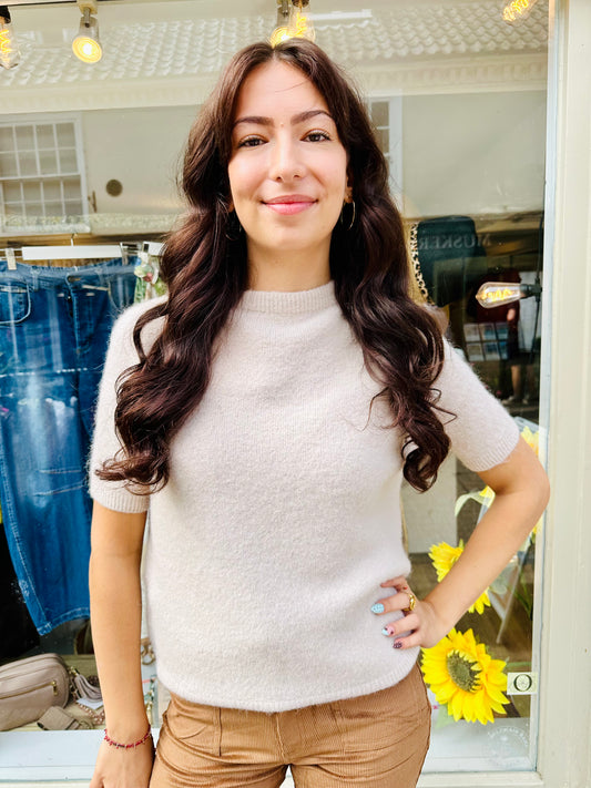 The Sydney Supersoft Short Sleeve Knit- Cream