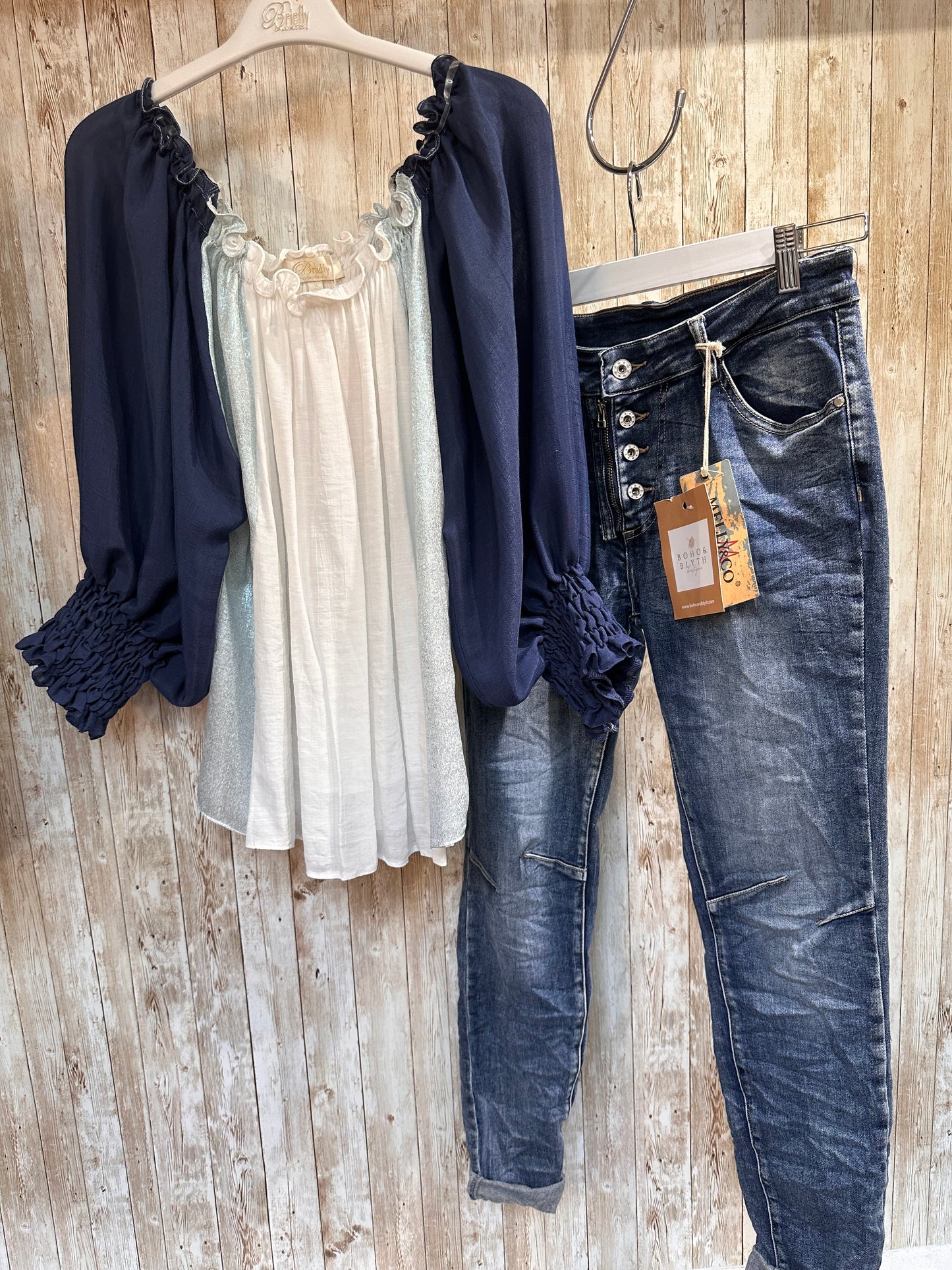 The Diss four button hole jeans - mid denim