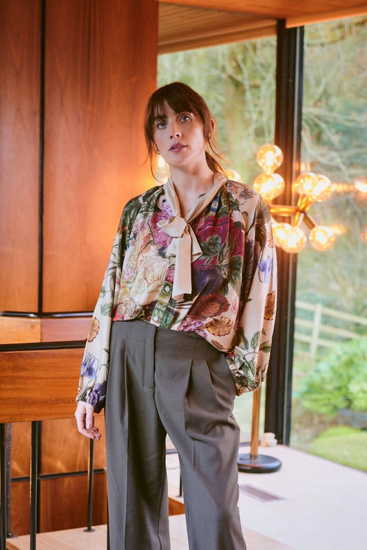 One Hundred stars- Primula Stone PussyBow Blouse