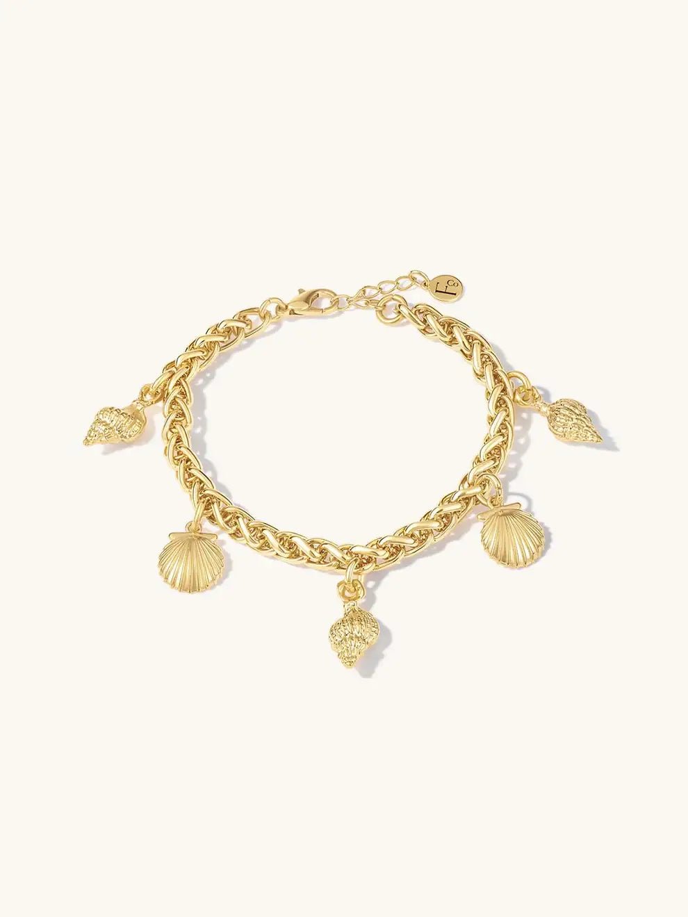 SHELL CHARM BRACELET