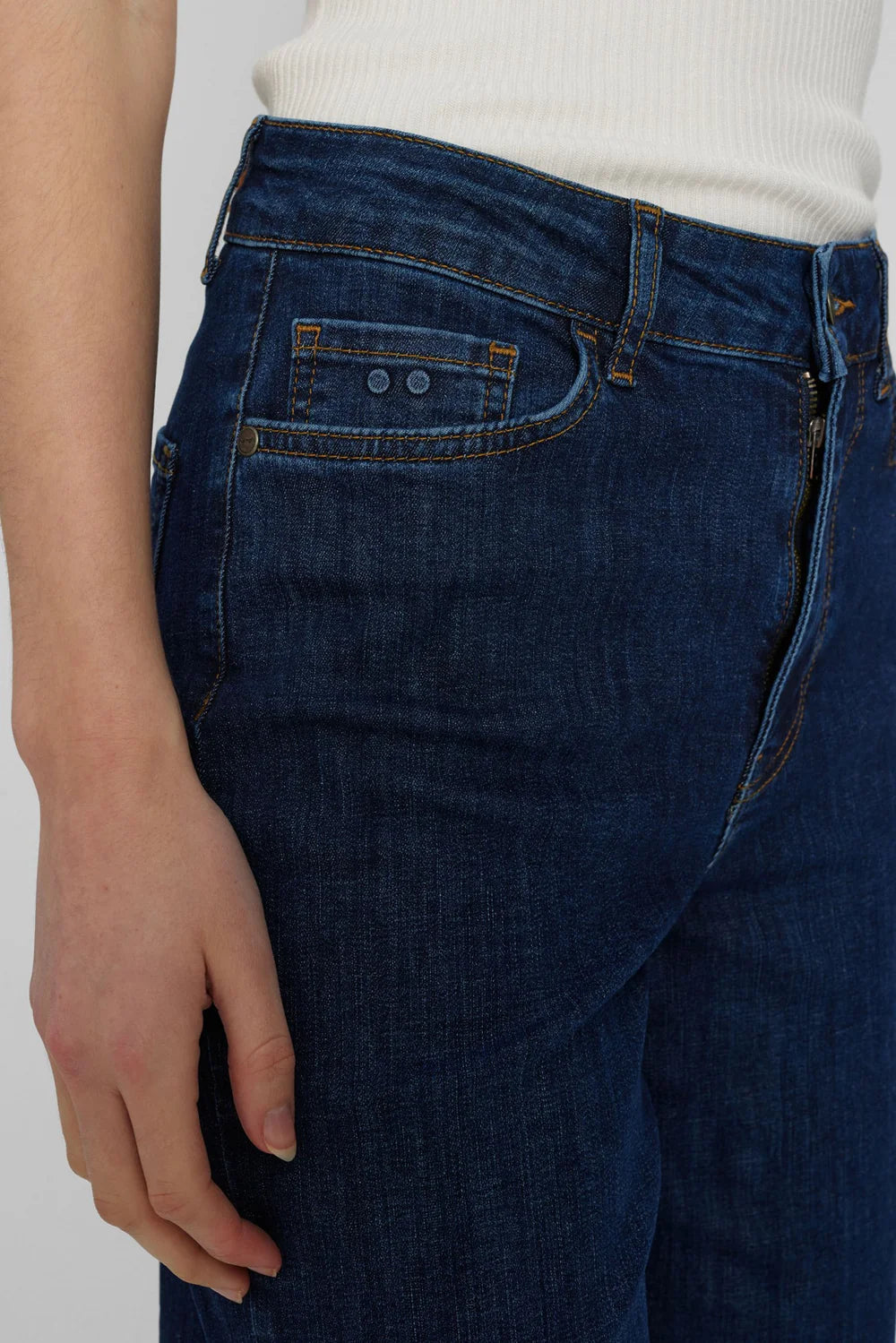 Numph Nuparis wide leg cropped jeans - dark blue denim
