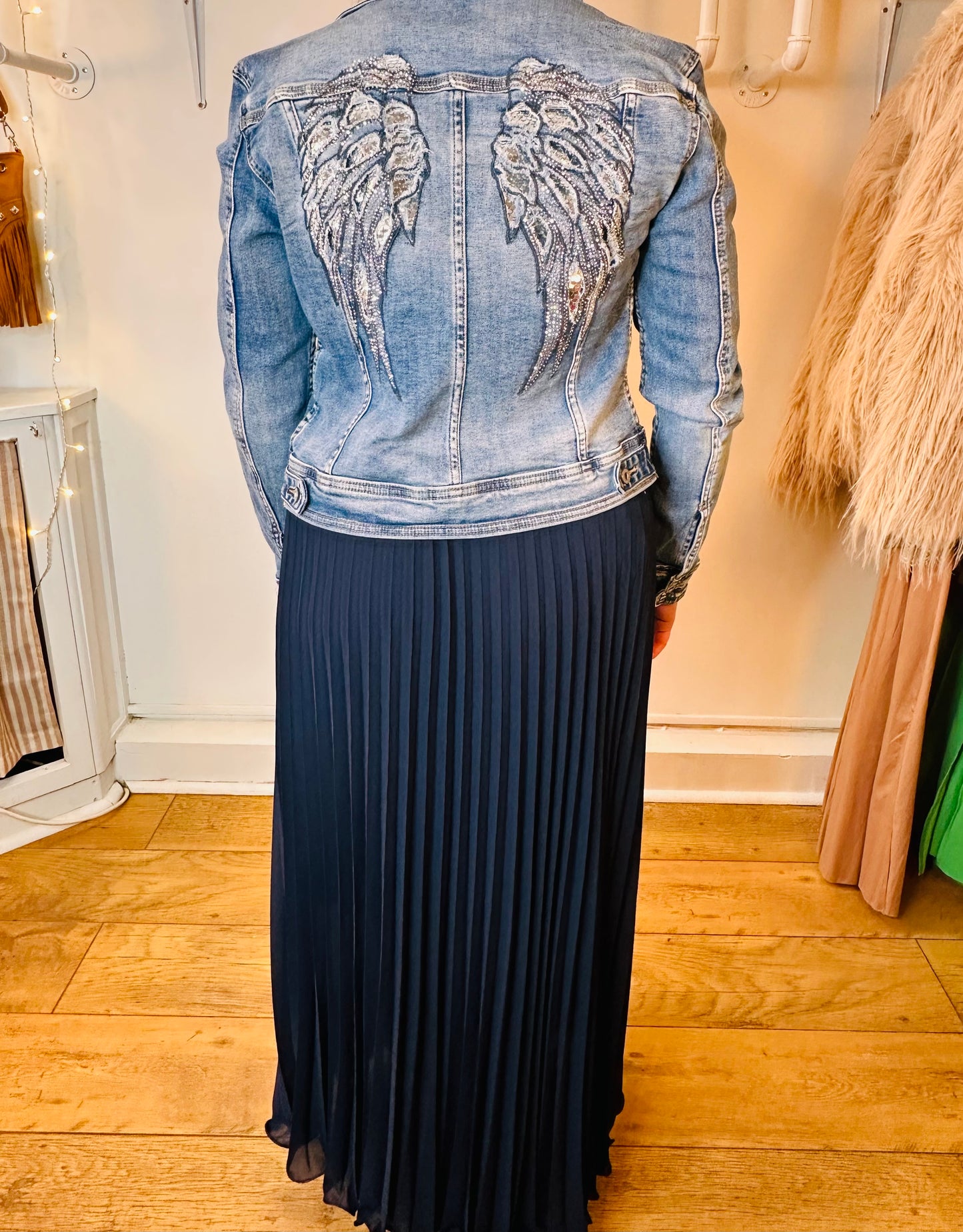 Nya Navy pleated chiffon style midi skirt