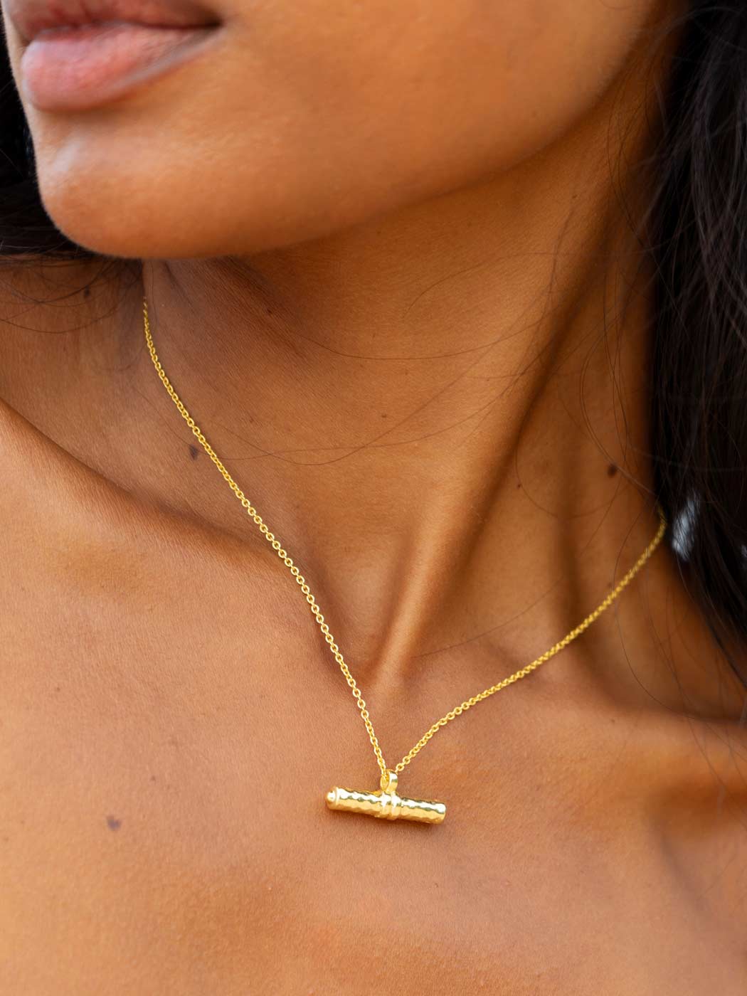 MARGOT T-BAR NECKLACE