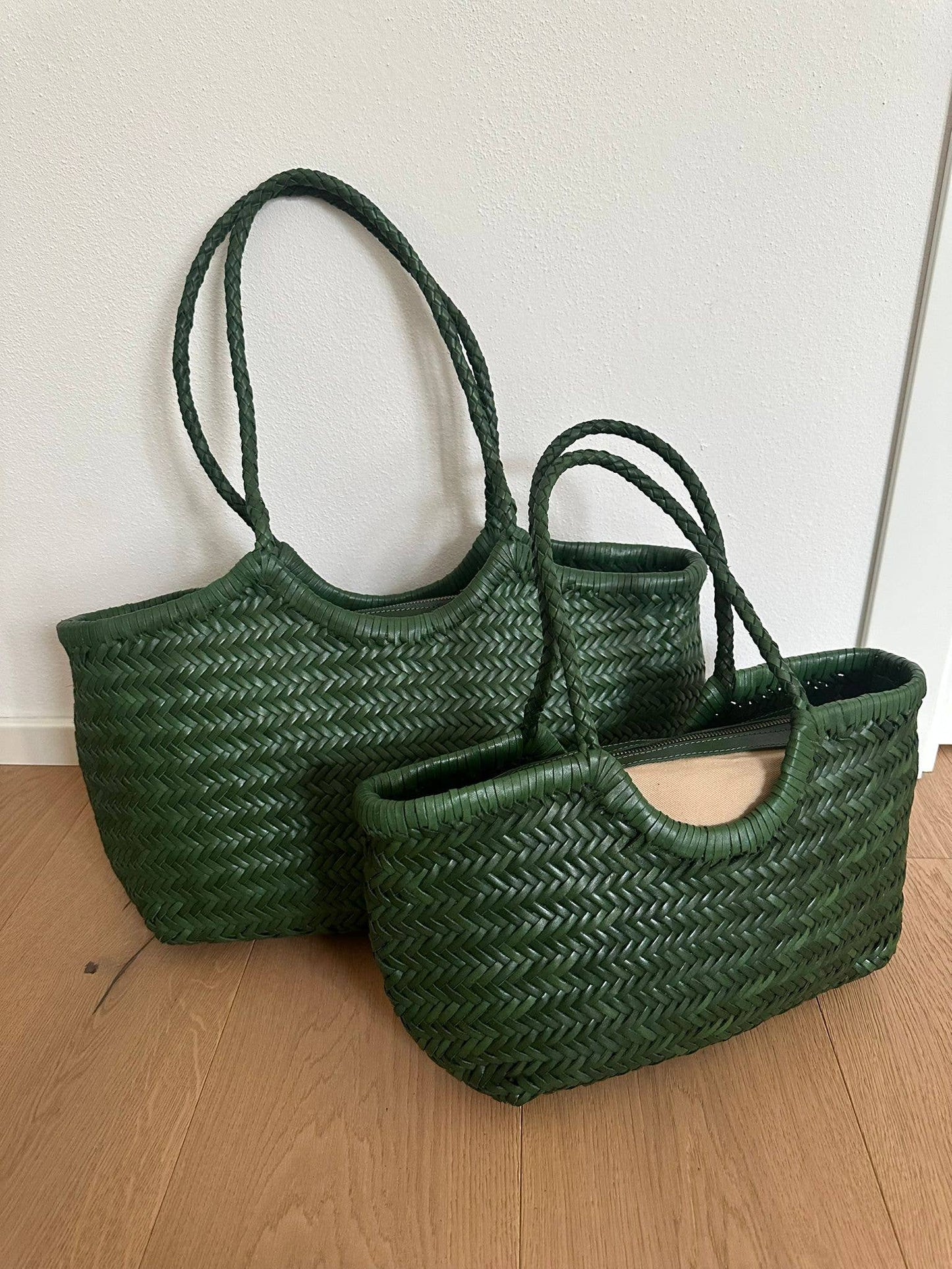 DORA PREMIUM - large hand-woven in genuine leather