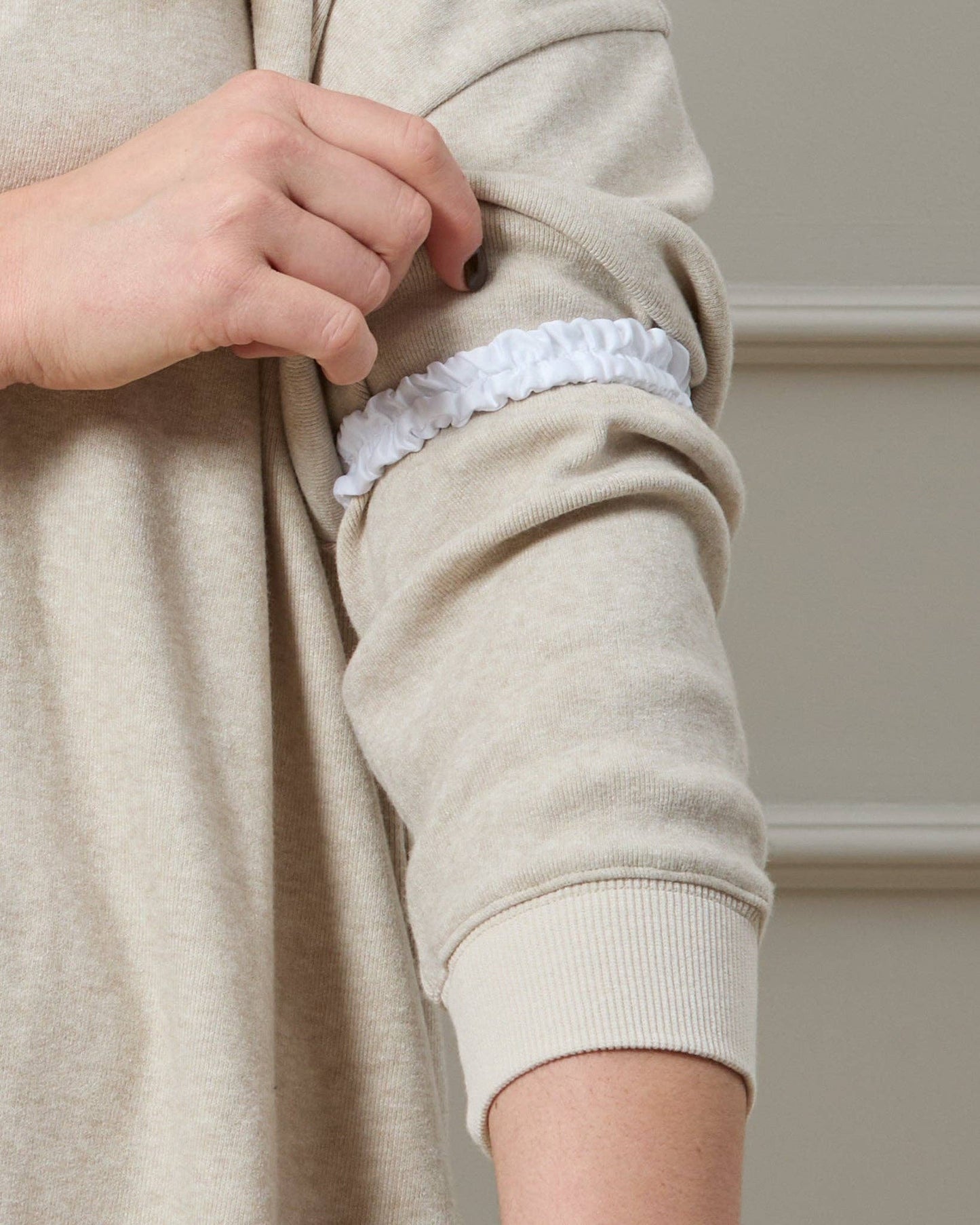 Belinda Sleeve Garter | Off White