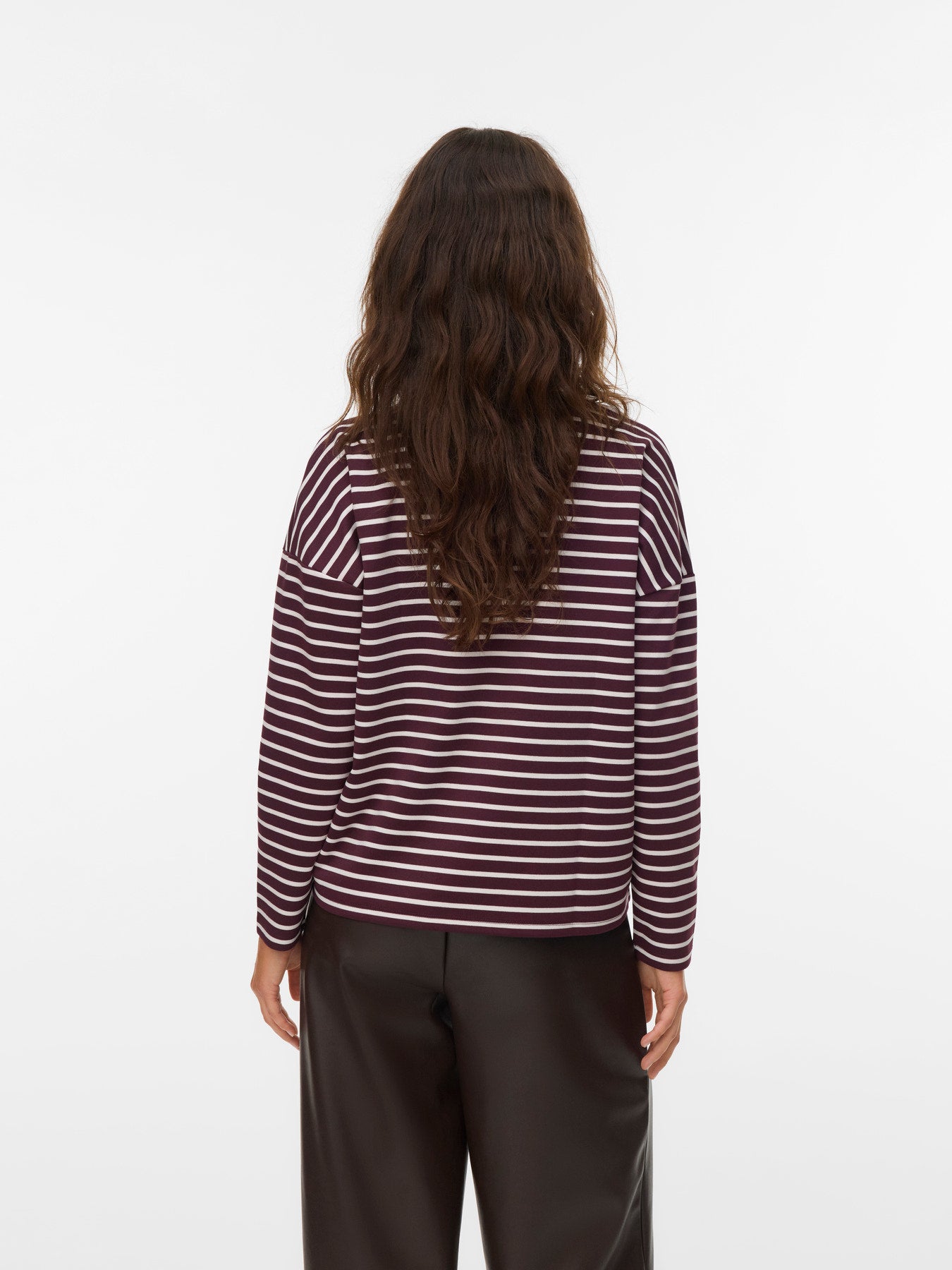 ABBY O-NECK TOP