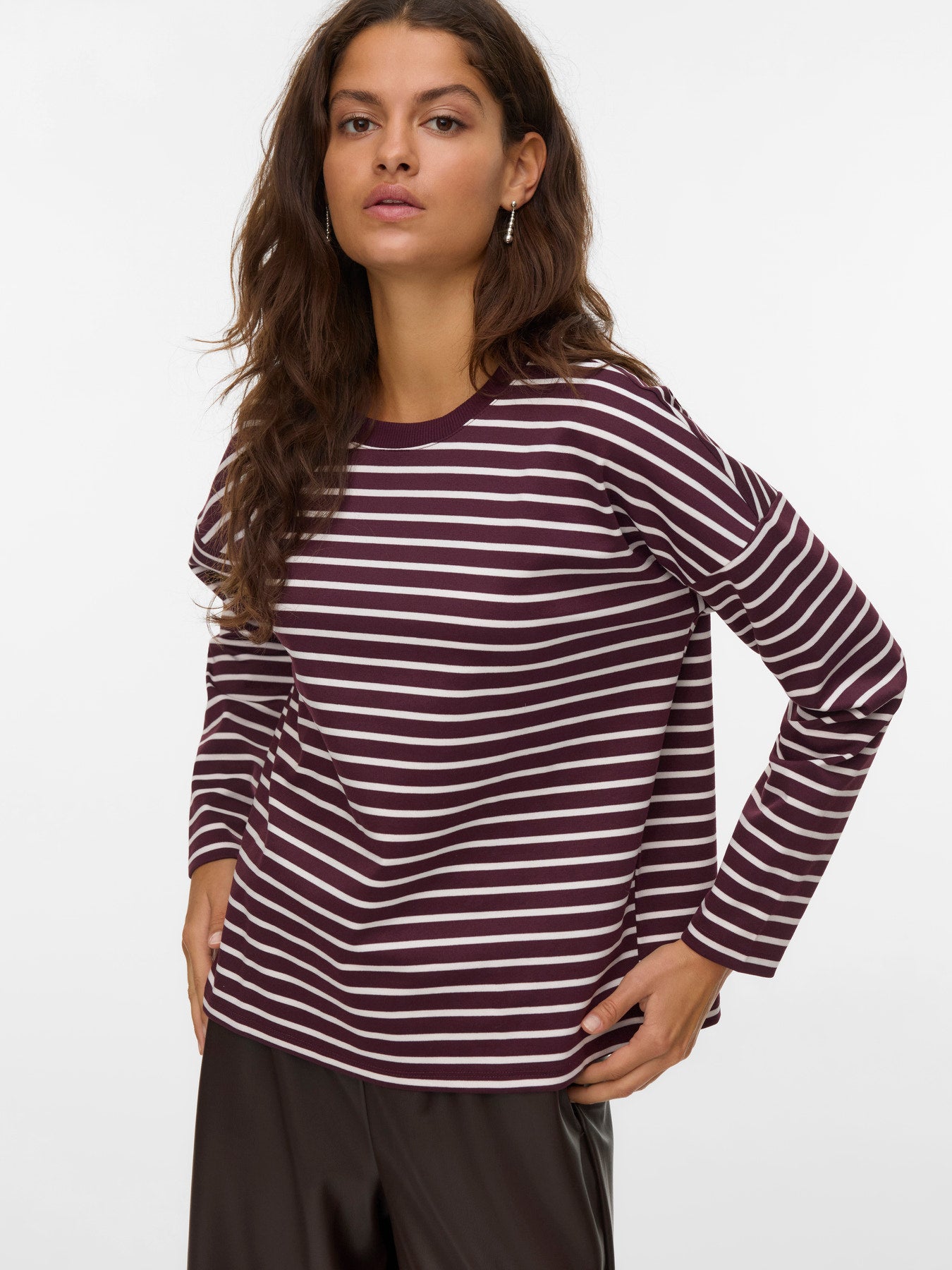 ABBY O-NECK TOP