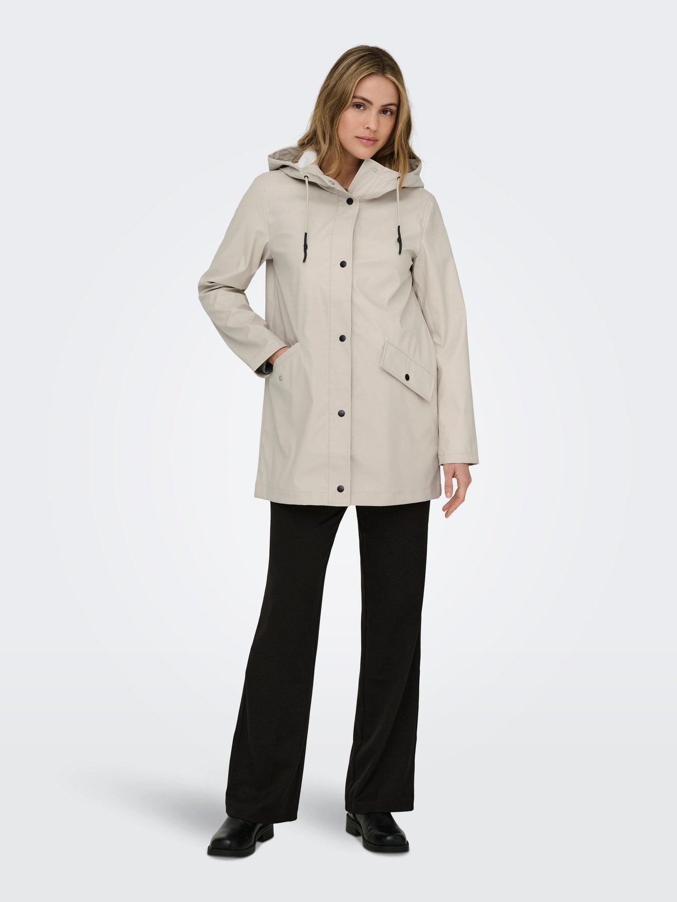 LELISA RAINCOAT