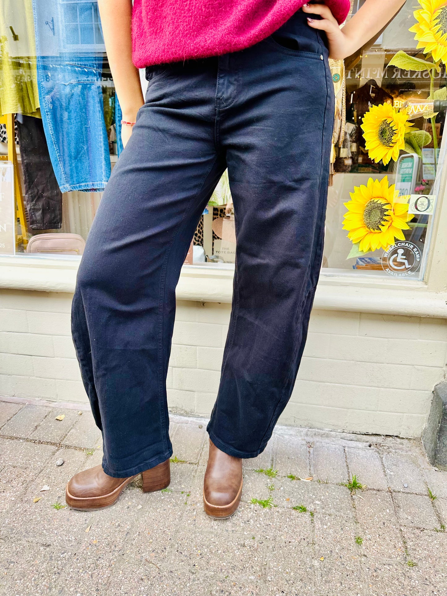 The Millie Ultimate Soft Barrel Jean - BESTSELLER- Black