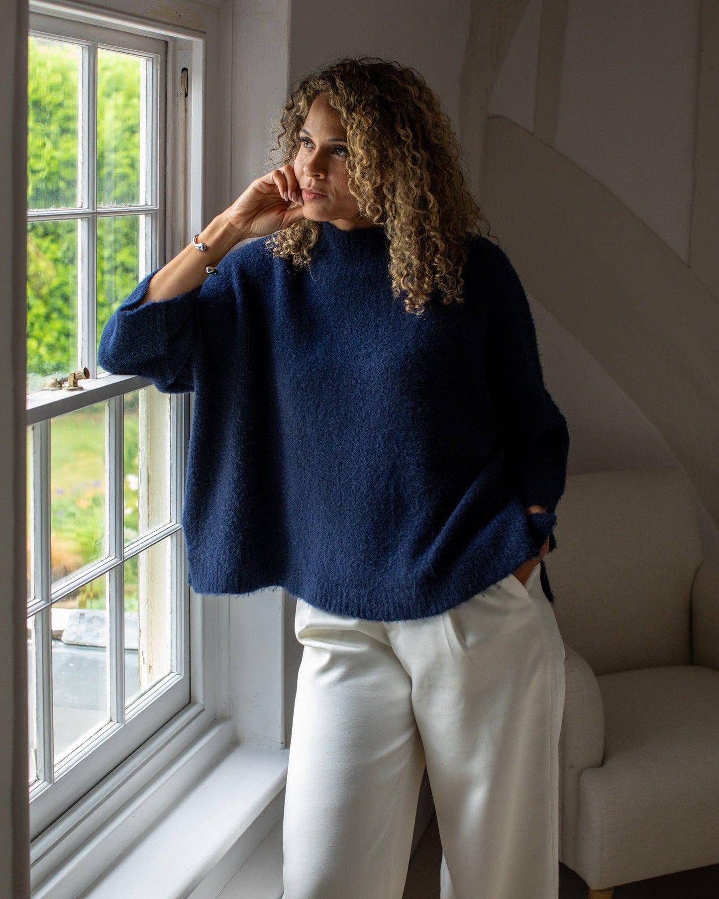 Vicki Jumper - Navy (fluffy)