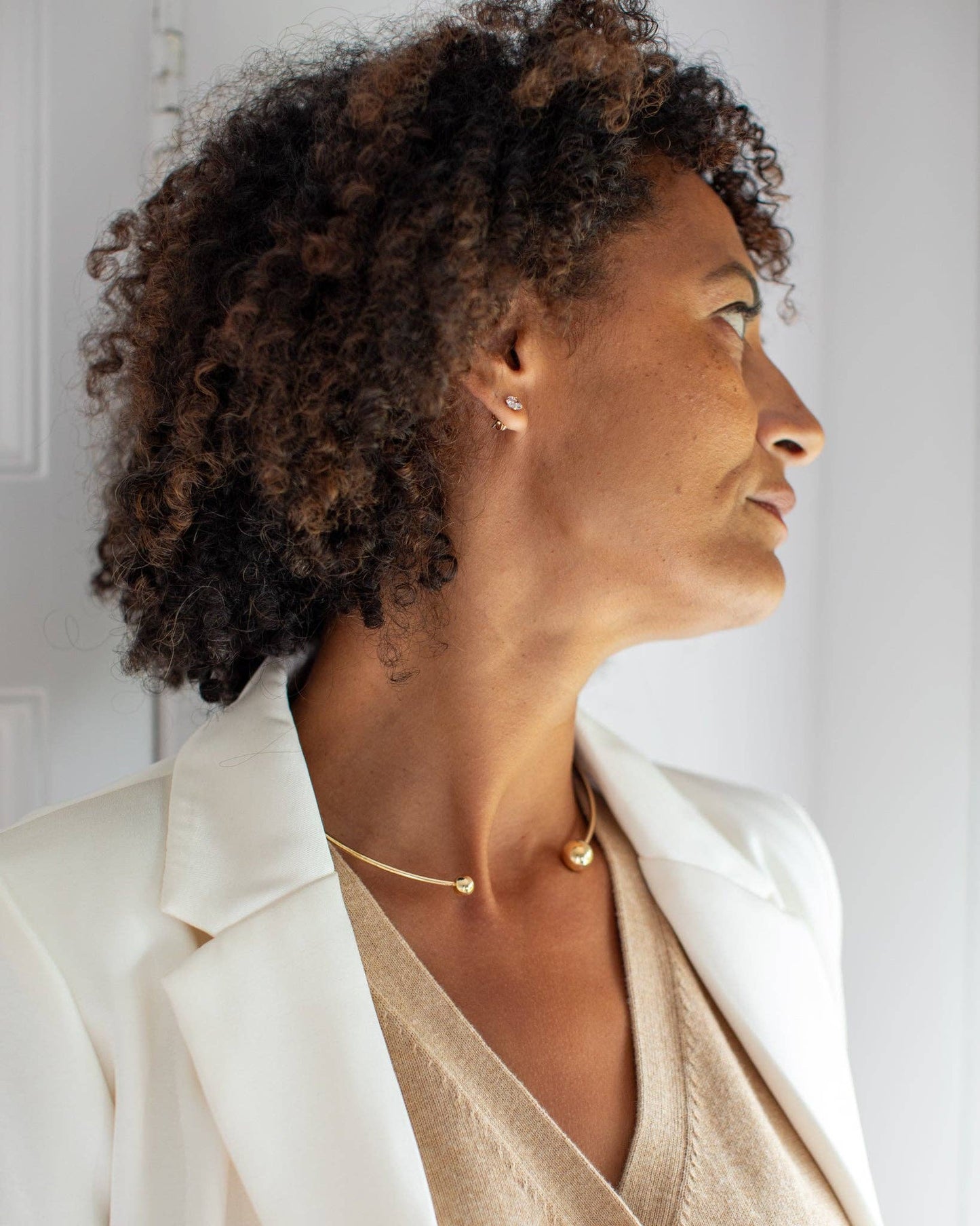 Double Ball Neck Cuff | Gold