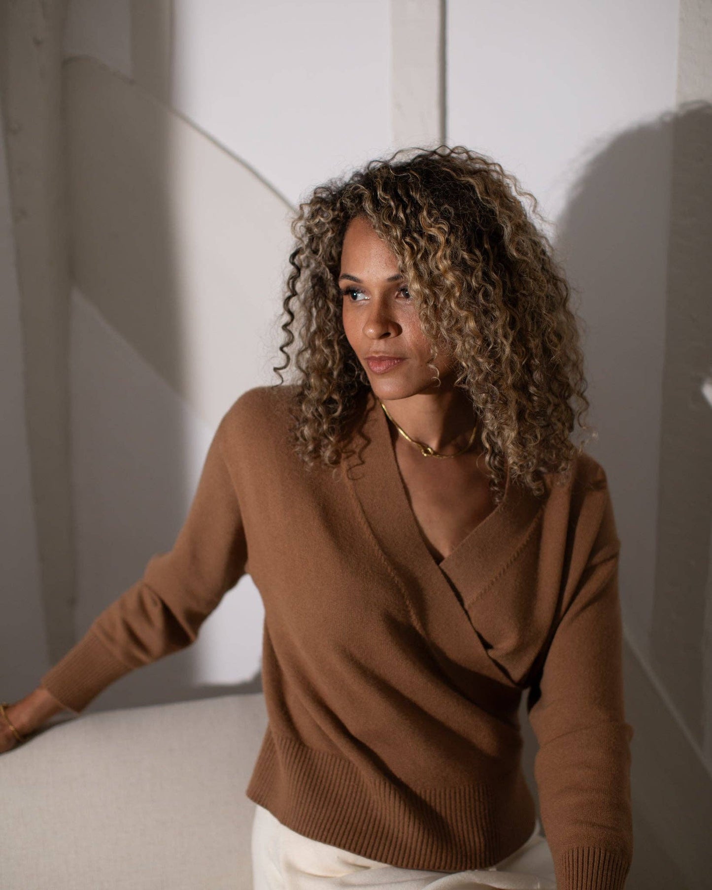 Emily Jumper - Dark Tan